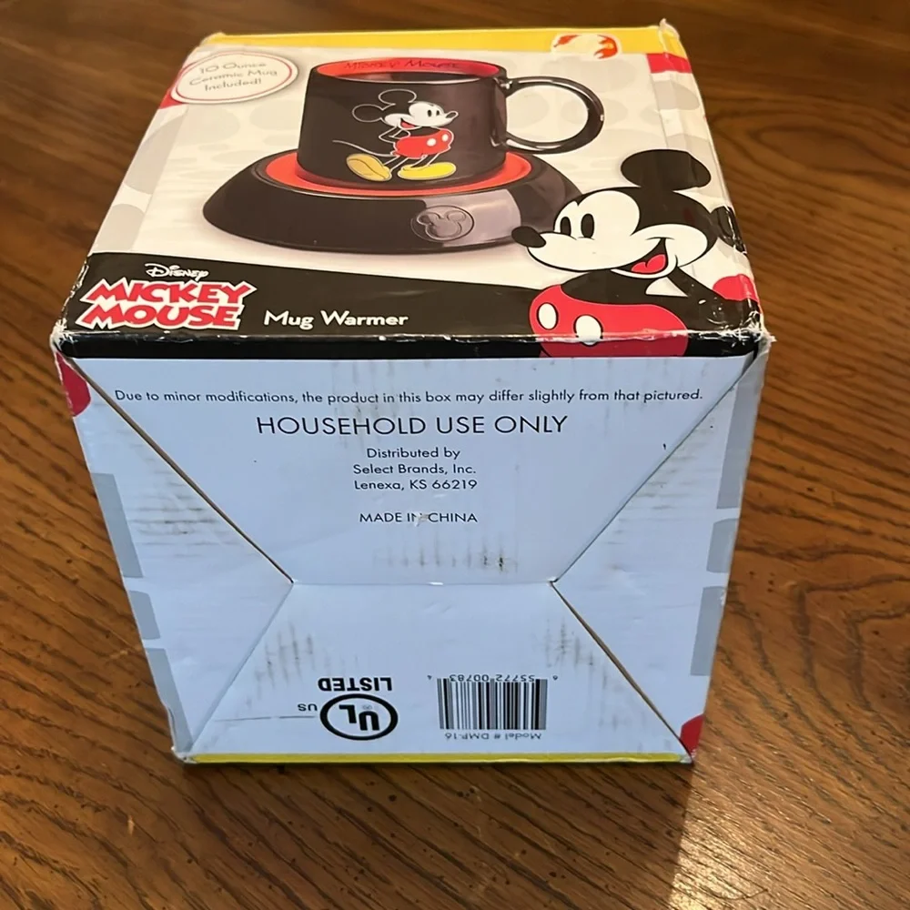 Disney Mickey Mouse mug and mug‎ warmer